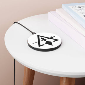 Council Wireless Charger - Black & White - Bricks Masons