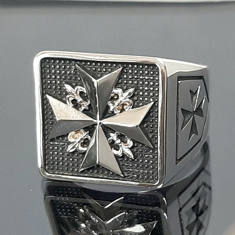 Order Of Malta Ring - Sterling silver Cross-Free Mason ring