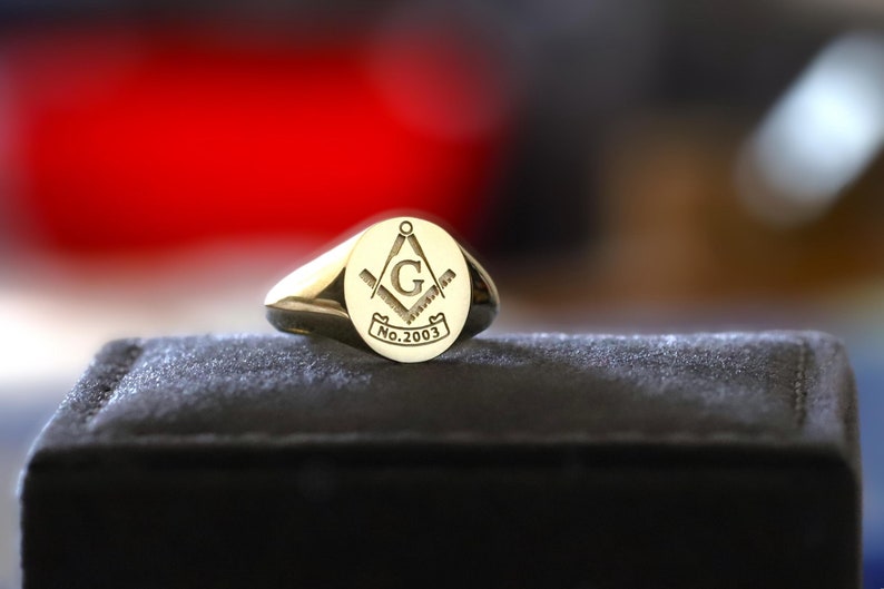 Master Mason Blue Lodge Ring - Customized Lodge Number