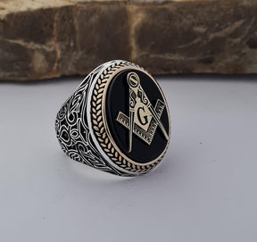 Master Mason Blue Lodge Ring - Handmade Sterling Silver Garnet-red zircon - Bricks Masons