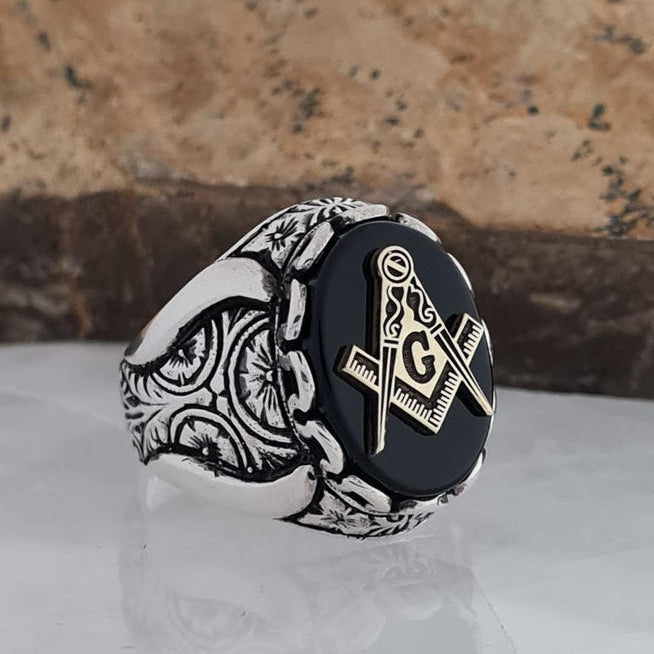 Master Mason Blue Lodge Ring - Black Onyx Freemason Symbol - Bricks Masons