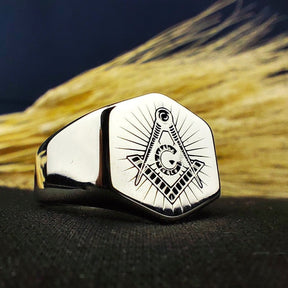 Master Mason Blue Lodge Ring - Octagon Handcrafted Square & Compass G Personalized - Bricks Masons