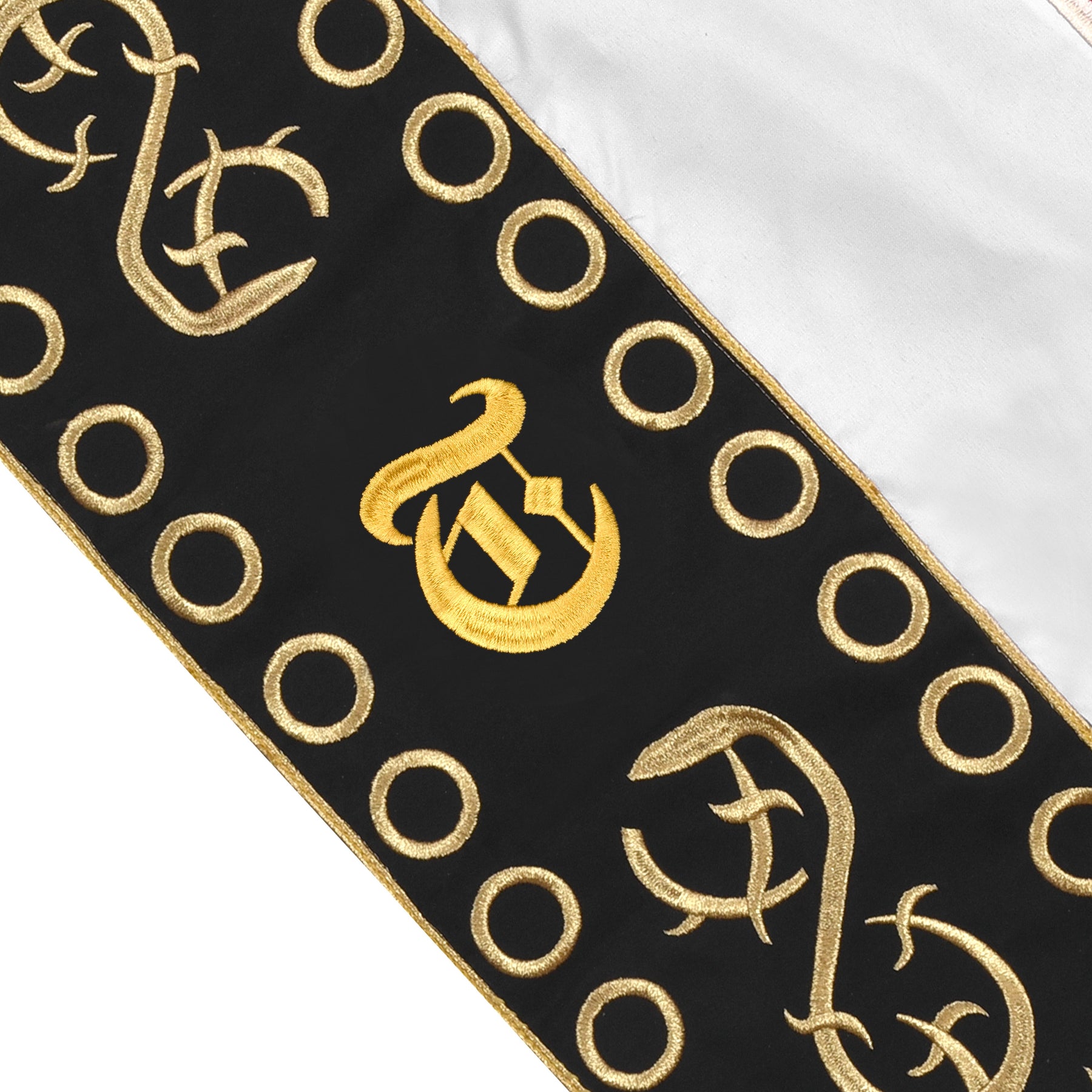 Knights Templar Banner - Machine Embroidery Fully Customizable