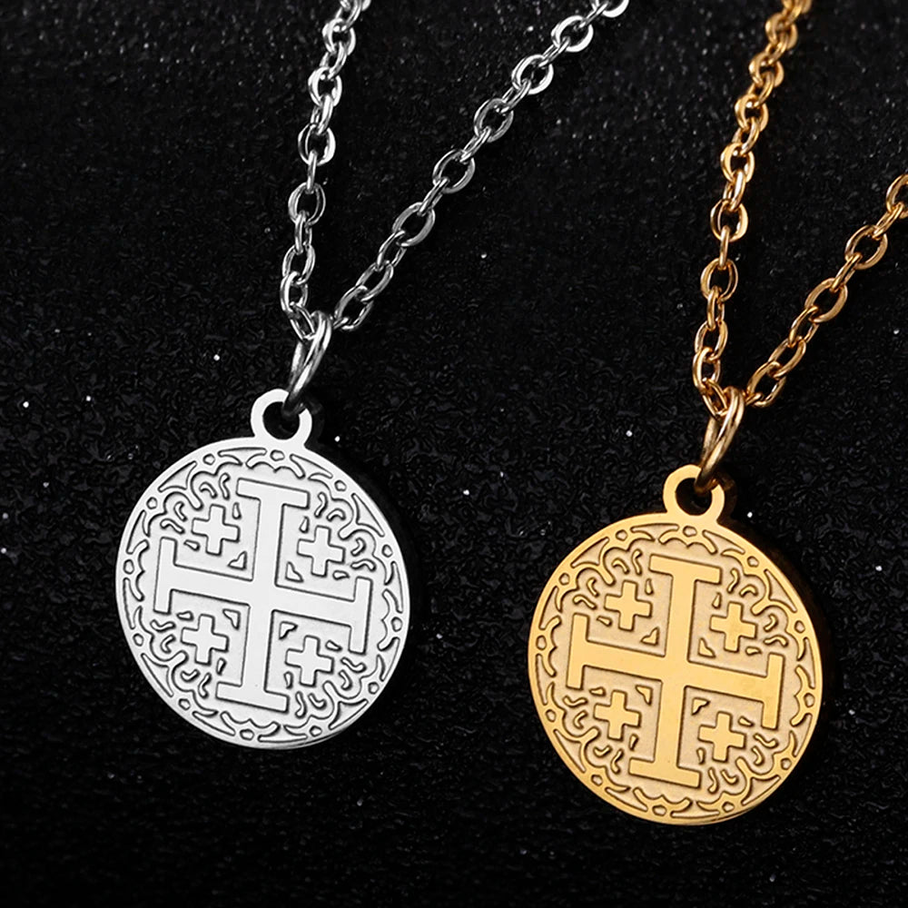 Knights Templar Commandery Necklace - Jerusalem Cross Round Pendant - Bricks Masons