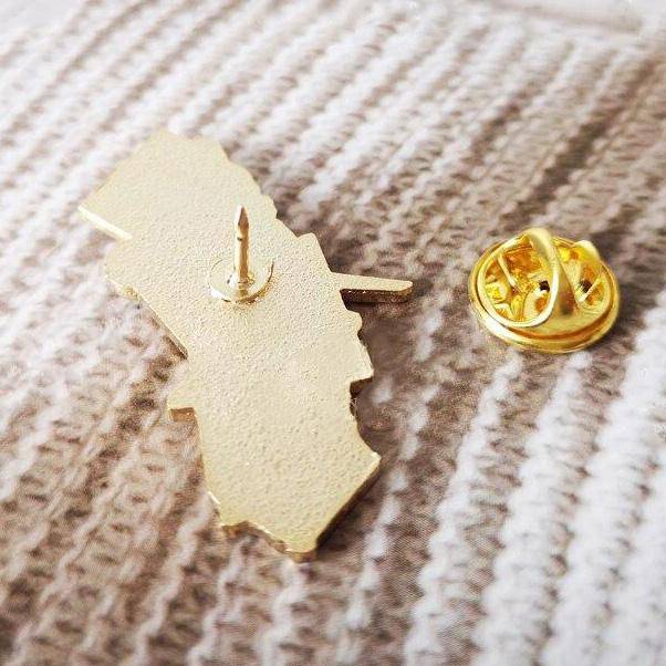 Master Mason Blue Lodge Lapel Pin - California State Flag - Bricks Masons