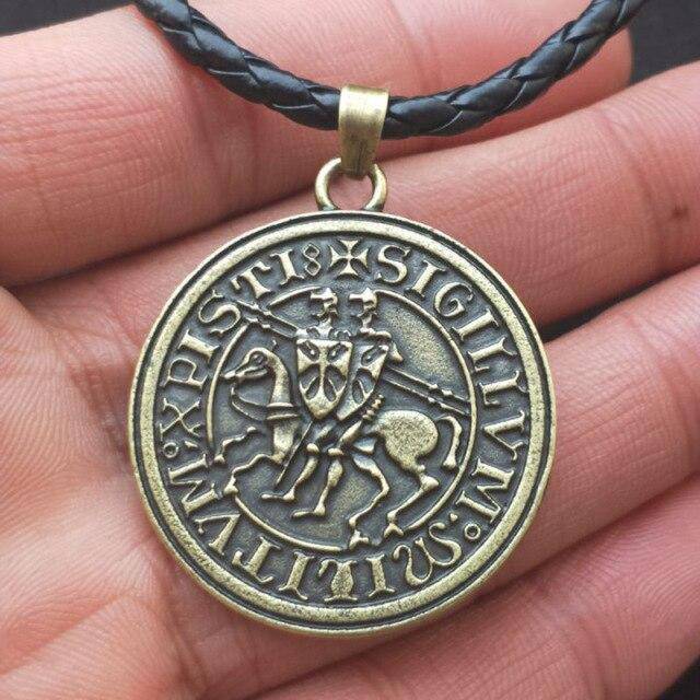 Knights Templar Commandery Necklace - Sigillum MilItum XPISTI Vintage