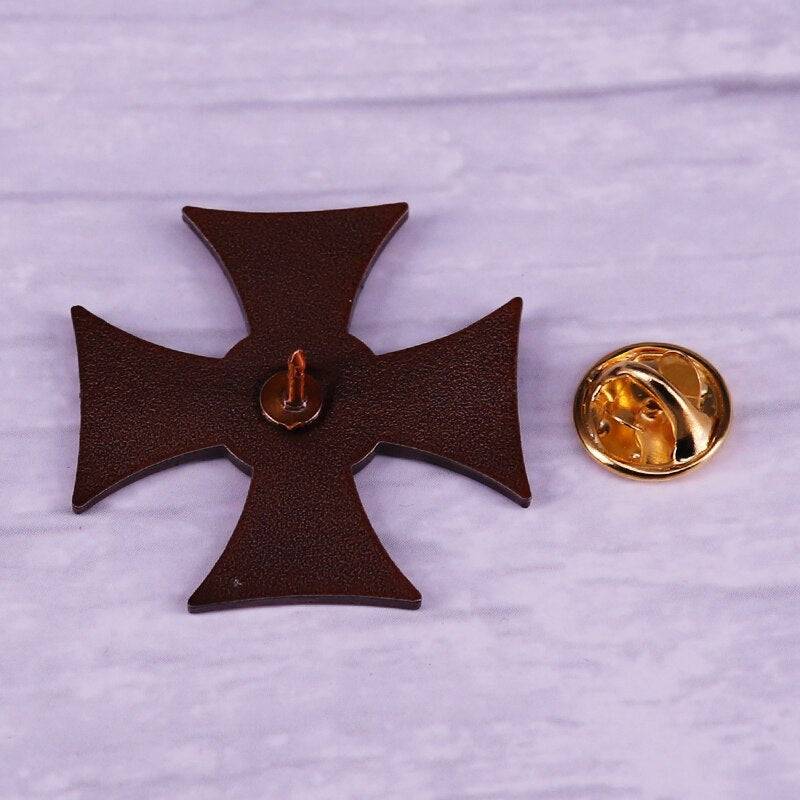 Knights Templar Commandery Lapel Pin - Red Cross Crusaders