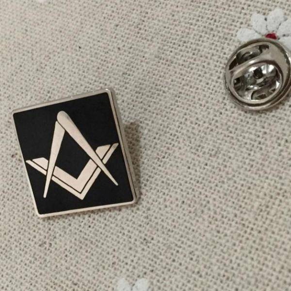 Master Mason Blue Lodge Lapel Pin - Square & Compass