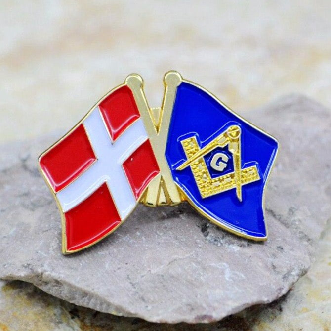 Master Mason Blue Lodge Lapel Pin - Denmark and Freemason Friendship Flag - Bricks Masons
